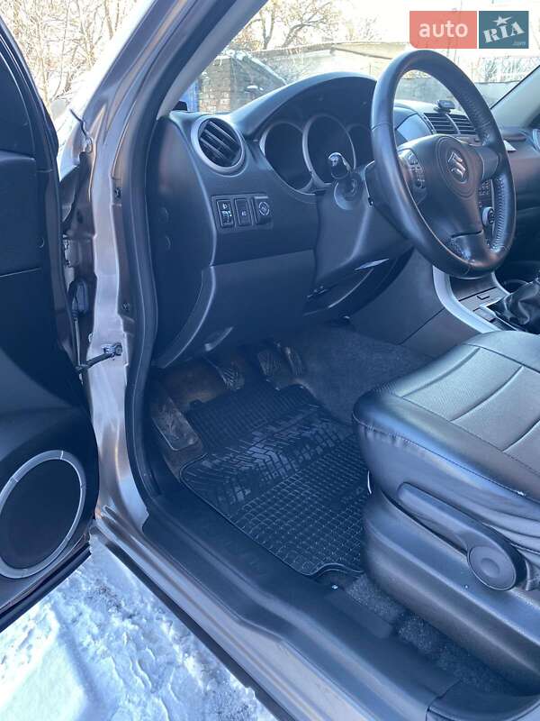 Позашляховик / Кросовер Suzuki Grand Vitara 2017 в Чернігові фото 18 Позашляховик / Кросовер Suzuki Grand Vitara 2017 в Чернігові