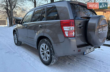 Позашляховик / Кросовер Suzuki Grand Vitara 2015 в 