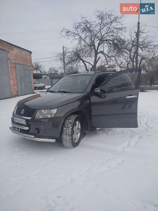 Внедорожник / Кроссовер Suzuki Grand Vitara 2010 в Конотопе