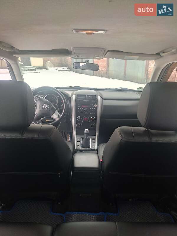 Внедорожник / Кроссовер Suzuki Grand Vitara 2010 в Конотопе