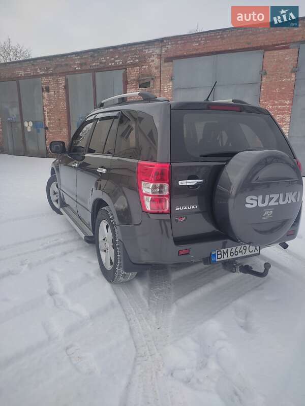 Внедорожник / Кроссовер Suzuki Grand Vitara 2010 в Конотопе