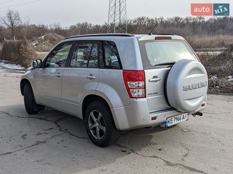Внедорожник / Кроссовер Suzuki Grand Vitara 2012 в Днепре фото 6 Внедорожник / Кроссовер Suzuki Grand Vitara 2012 в Днепре