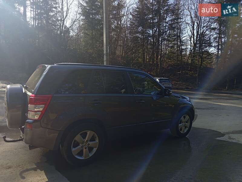 Внедорожник / Кроссовер Suzuki Grand Vitara 2009 в Надворной