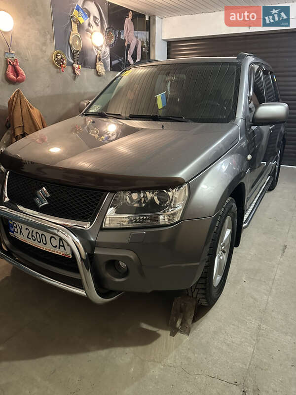 Внедорожник / Кроссовер Suzuki Grand Vitara 2006 в Каменец-Подольском