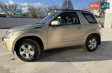 Внедорожник / Кроссовер Suzuki Grand Vitara 2010 в 
