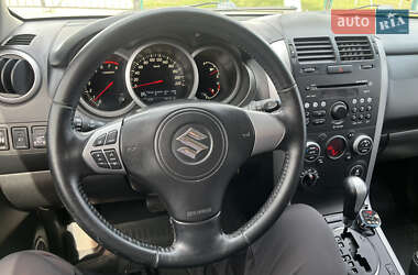Внедорожник / Кроссовер Suzuki Grand Vitara 2015 в 