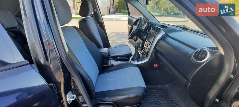 Внедорожник / Кроссовер Suzuki Grand Vitara 2006 в Черкассах