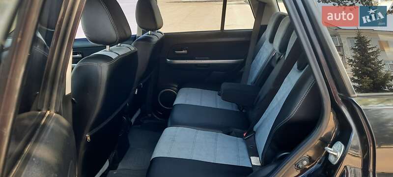 Внедорожник / Кроссовер Suzuki Grand Vitara 2006 в Черкассах