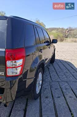 Внедорожник / Кроссовер Suzuki Grand Vitara 2014 в 