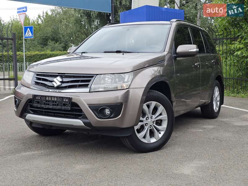 Внедорожник / Кроссовер Suzuki Grand Vitara 2013 в 