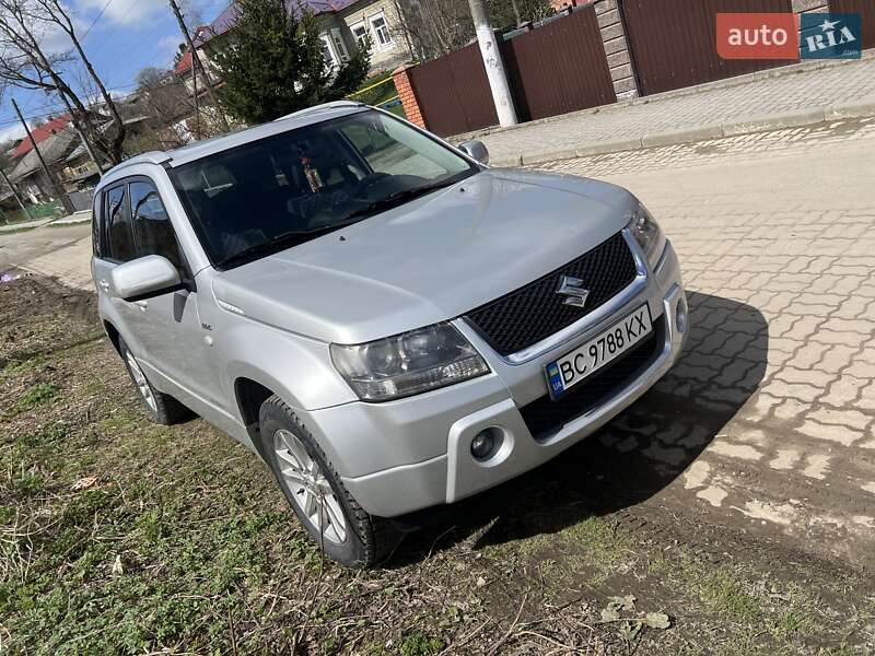 Внедорожник / Кроссовер Suzuki Grand Vitara 2008 в Турке фото 28 Внедорожник / Кроссовер Suzuki Grand Vitara 2008 в Турке