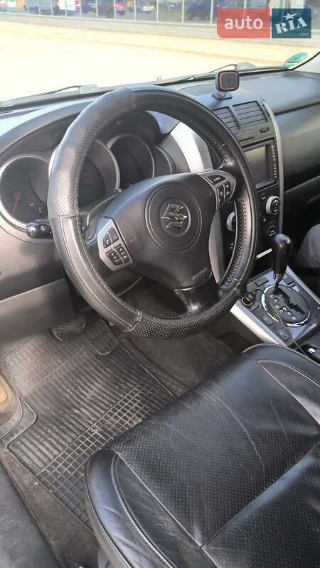 Внедорожник / Кроссовер Suzuki Grand Vitara 2009 в Киеве фото 5 Внедорожник / Кроссовер Suzuki Grand Vitara 2009 в Киеве
