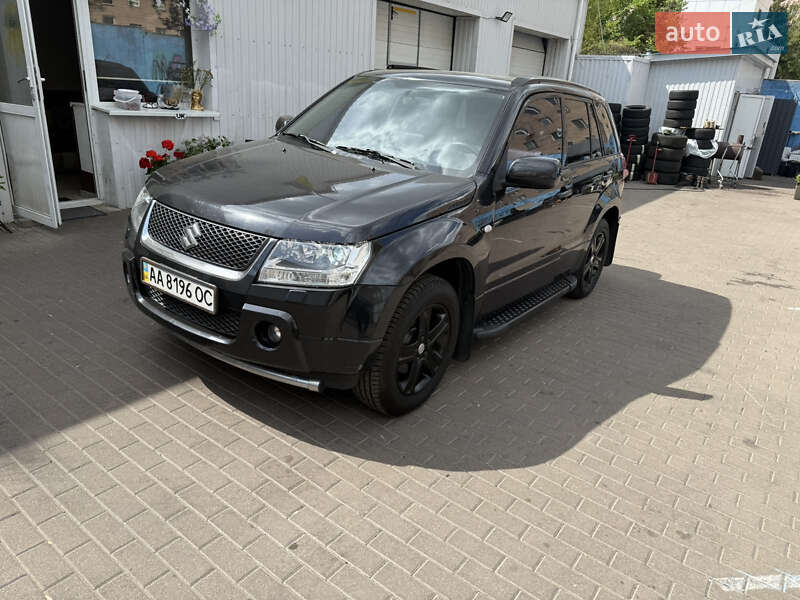 Позашляховик / Кросовер Suzuki Grand Vitara 2006 в 