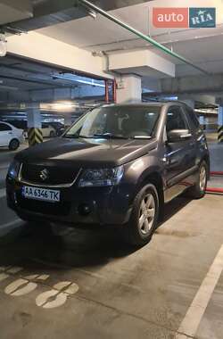 Позашляховик / Кросовер Suzuki Grand Vitara 2009 в 