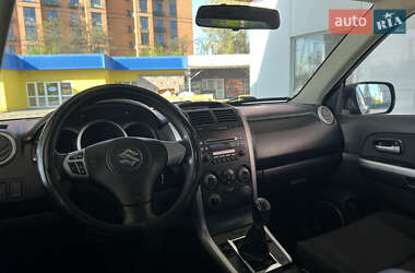 Позашляховик / Кросовер Suzuki Grand Vitara 2008 в 