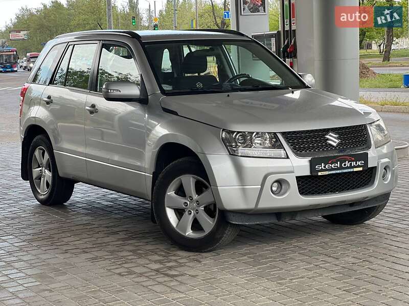 Позашляховик / Кросовер Suzuki Grand Vitara 2008 в Миколаєві