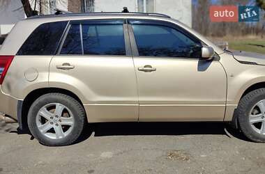 Позашляховик / Кросовер Suzuki Grand Vitara 2006 в 