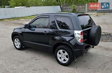 Позашляховик / Кросовер Suzuki Grand Vitara 2010 в 