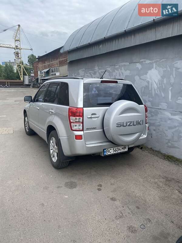 Позашляховик / Кросовер Suzuki Grand Vitara 2006 в 