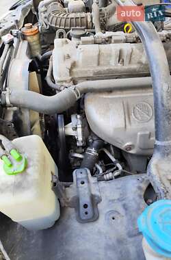 Внедорожник / Кроссовер Suzuki Grand Vitara 2004 в 
