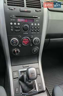 Внедорожник / Кроссовер Suzuki Grand Vitara 2014 в 