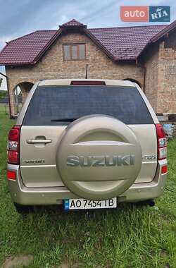 Позашляховик / Кросовер Suzuki Grand Vitara 2008 в 