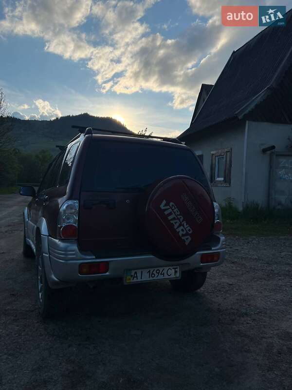 Позашляховик / Кросовер Suzuki Grand Vitara 2000 в Рахові