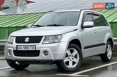 Позашляховик / Кросовер Suzuki Grand Vitara 2008 в 
