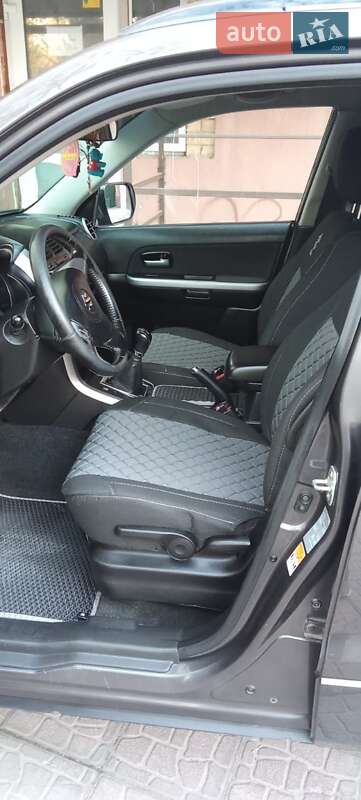Позашляховик / Кросовер Suzuki Grand Vitara 2013 в Івано-Франківську фото 15 Позашляховик / Кросовер Suzuki Grand Vitara 2013 в Івано-Франківську