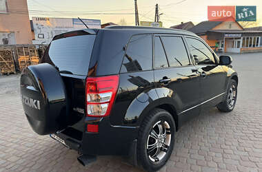 Позашляховик / Кросовер Suzuki Grand Vitara 2009 в 