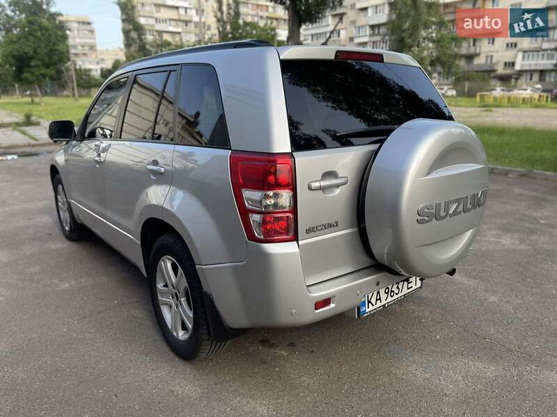 Внедорожник / Кроссовер Suzuki Grand Vitara 2007 в Киеве