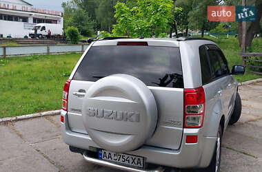 Внедорожник / Кроссовер Suzuki Grand Vitara 2006 в 