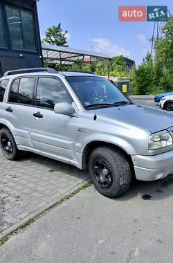 Внедорожник / Кроссовер Suzuki Grand Vitara 2003 в Киеве