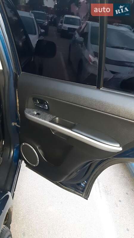 Внедорожник / Кроссовер Suzuki Grand Vitara 2011 в Одессе фото 6 Внедорожник / Кроссовер Suzuki Grand Vitara 2011 в Одессе