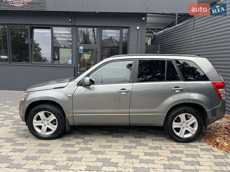 Позашляховик / Кросовер Suzuki Grand Vitara 2008 в Чернівцях