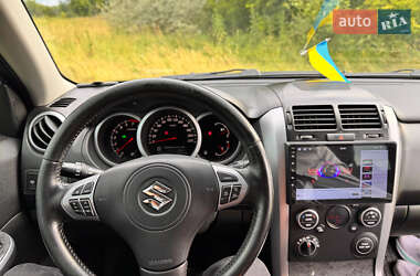 Позашляховик / Кросовер Suzuki Grand Vitara 2008 в 