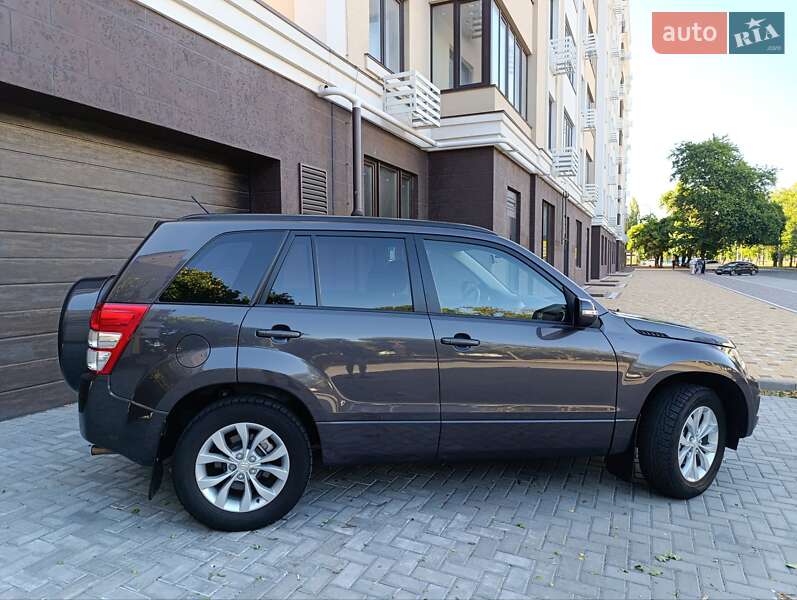 Позашляховик / Кросовер Suzuki Grand Vitara 2017 в Миколаєві