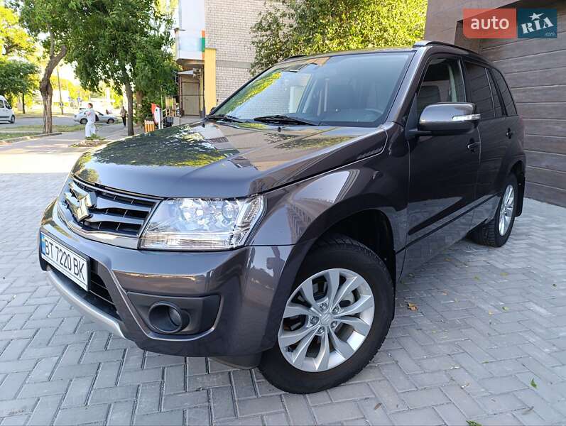 Позашляховик / Кросовер Suzuki Grand Vitara 2017 в Миколаєві