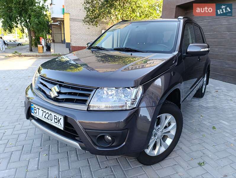 Позашляховик / Кросовер Suzuki Grand Vitara 2017 в Миколаєві