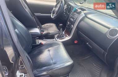Позашляховик / Кросовер Suzuki Grand Vitara 2006 в  фото 9 Позашляховик / Кросовер Suzuki Grand Vitara 2006 в
