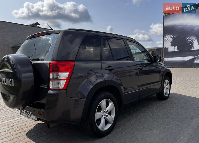 Позашляховик / Кросовер Suzuki Grand Vitara 2010 в Хмельницькому