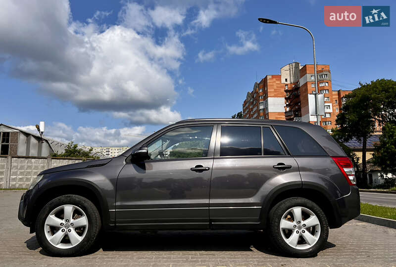 Позашляховик / Кросовер Suzuki Grand Vitara 2010 в Хмельницькому