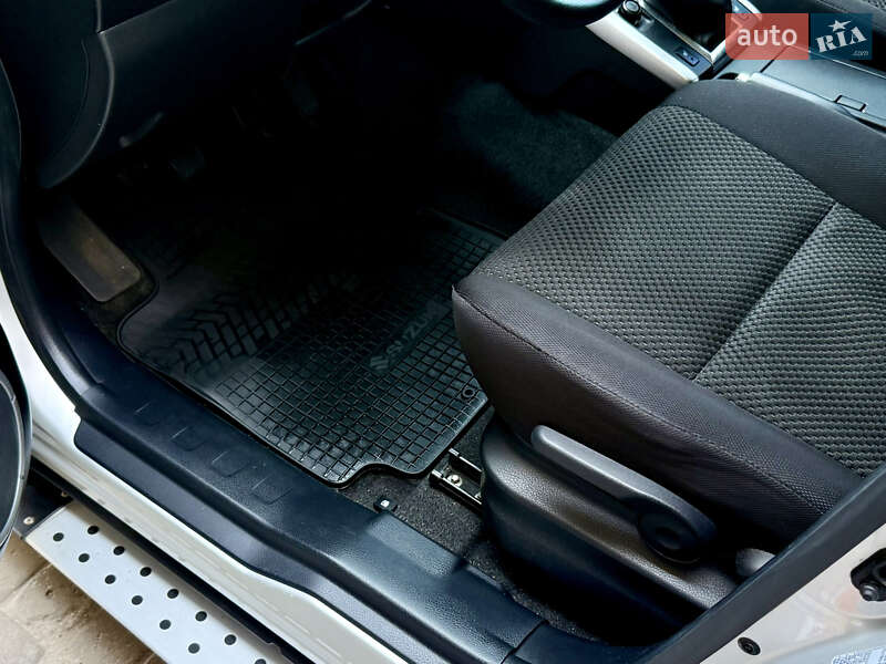 Позашляховик / Кросовер Suzuki Grand Vitara 2008 в Харкові