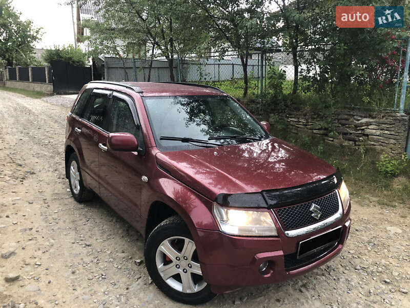 Внедорожник / Кроссовер Suzuki Grand Vitara 2006 в Надворной