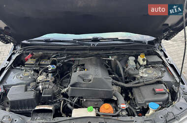 Внедорожник / Кроссовер Suzuki Grand Vitara 2005 в 
