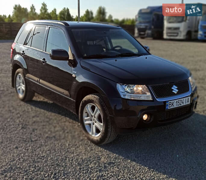 Позашляховик / Кросовер Suzuki Grand Vitara 2006 в Рокитному фото Позашляховик / Кросовер Suzuki Grand Vitara 2006 в Рокитному