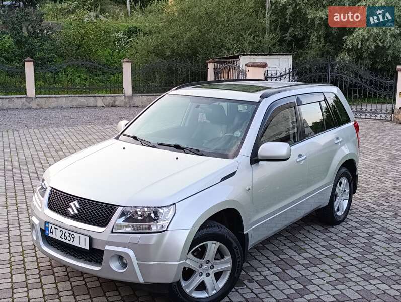 Внедорожник / Кроссовер Suzuki Grand Vitara 2006 в Калуше