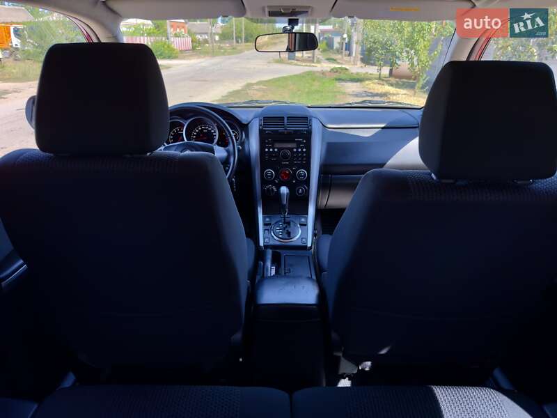 Внедорожник / Кроссовер Suzuki Grand Vitara 2013 в Софиевке