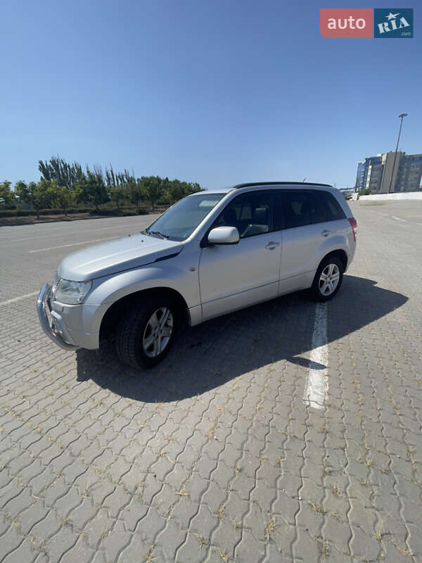 Внедорожник / Кроссовер Suzuki Grand Vitara 2006 в Николаеве фото 5 Внедорожник / Кроссовер Suzuki Grand Vitara 2006 в Николаеве