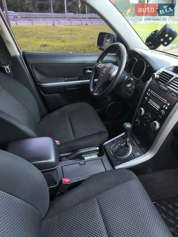 Внедорожник / Кроссовер Suzuki Grand Vitara 2006 в Киеве